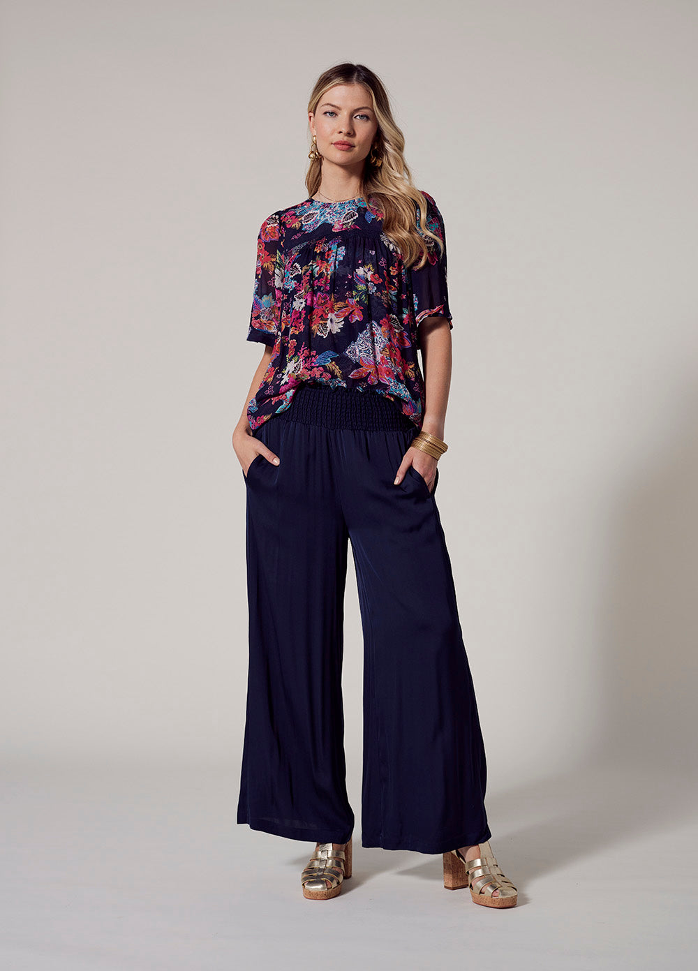 Matera Floaty Top