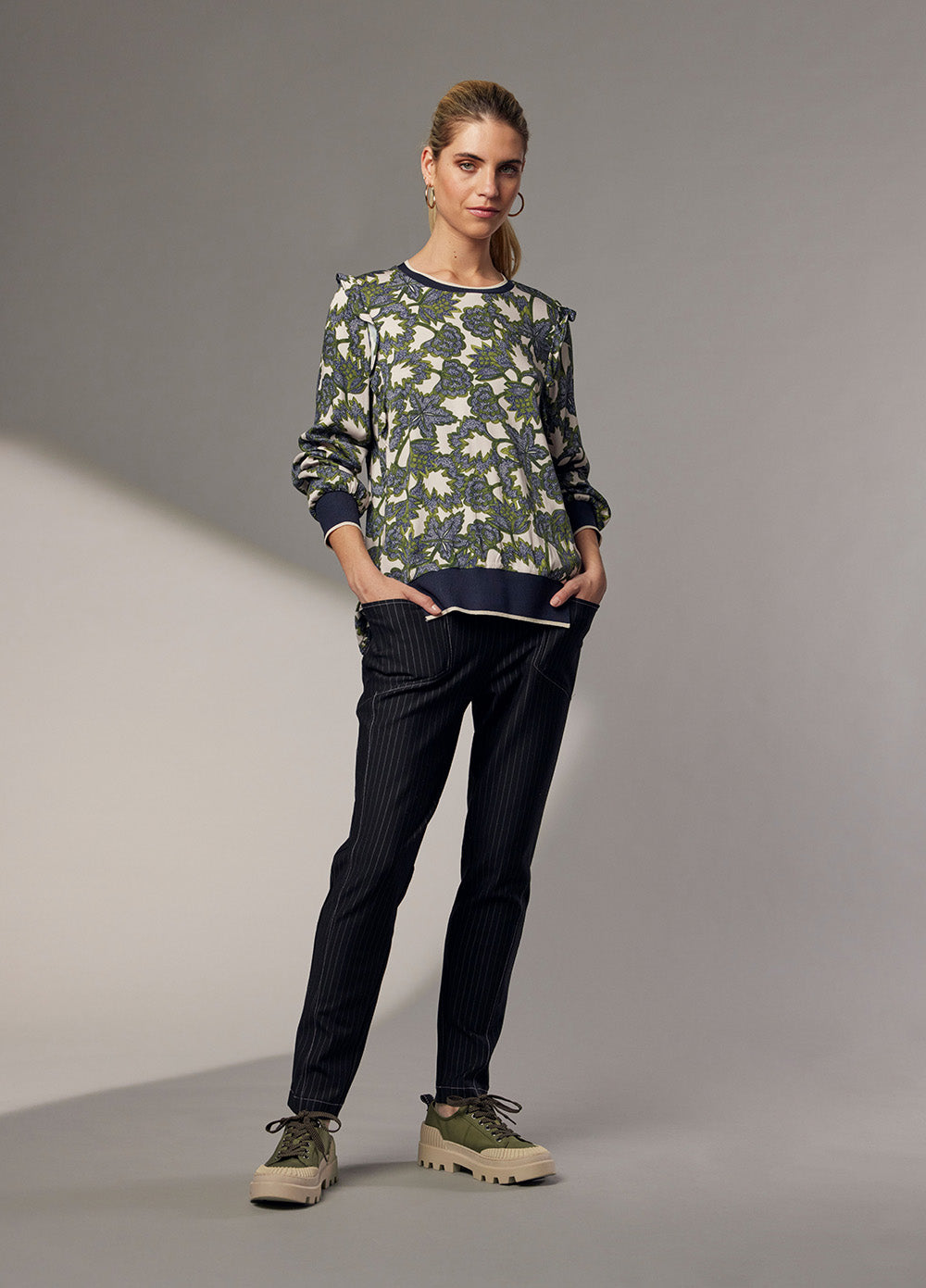 Spectre Pant