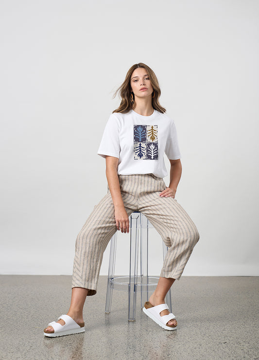 Outro Tee