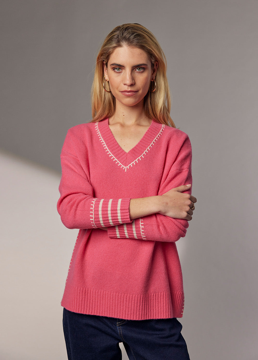 Saddle Row V-Sweater