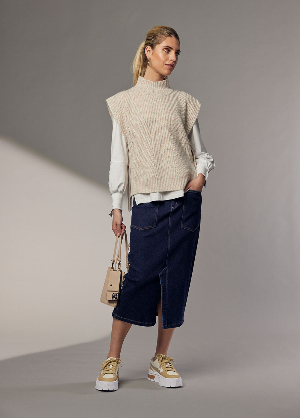 Mixed Media Top AW24