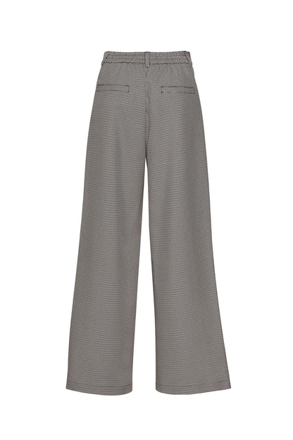 Agatha Pant