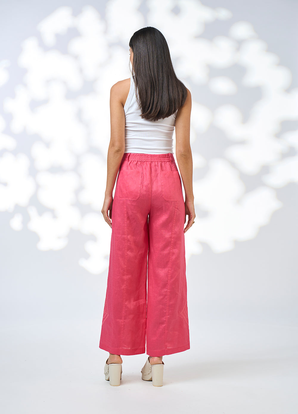Lia Pant