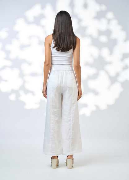 Lia Pant