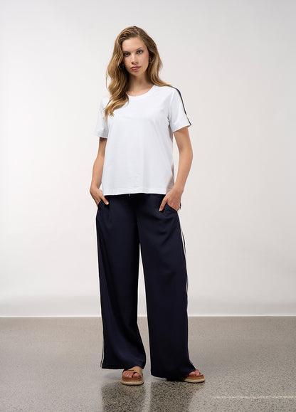 Linear Tee