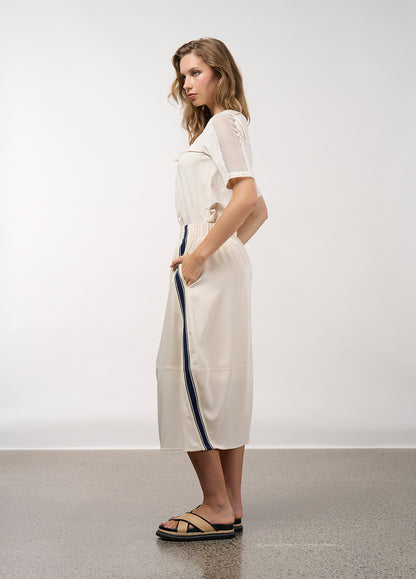 Linear Skirt
