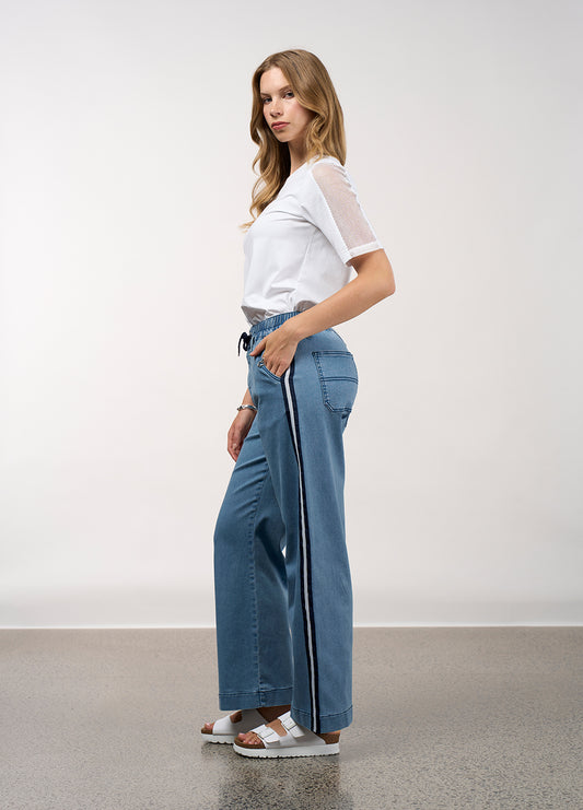 Charli Pant