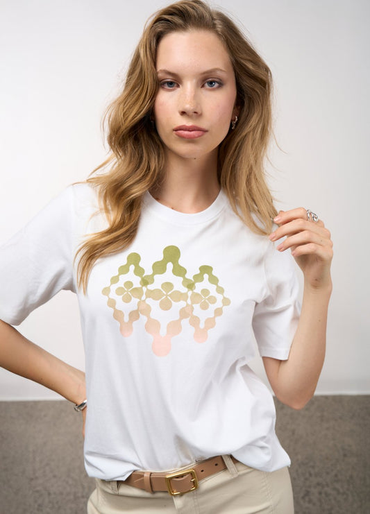 Outro Tee